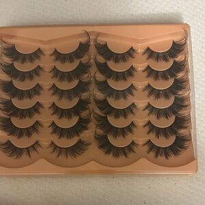 Dramatic Black False Eyelashes Set